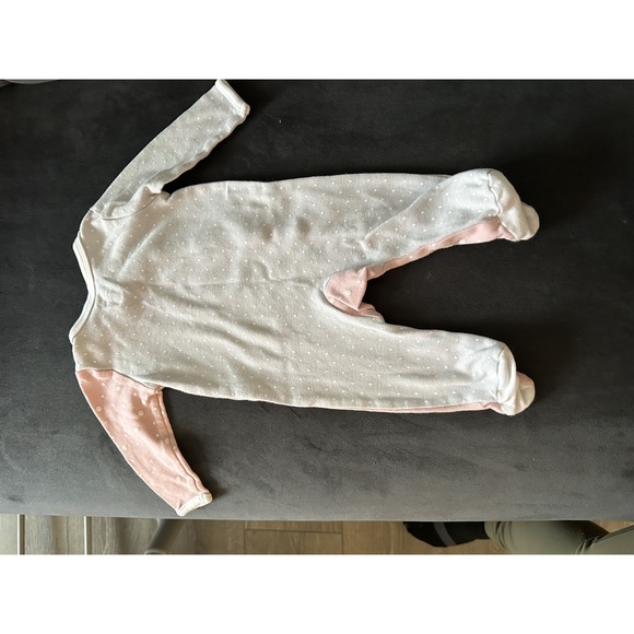 5/$10 Koala Baby 0-3 months pink and grey baby onesie - Picture 2 of 3